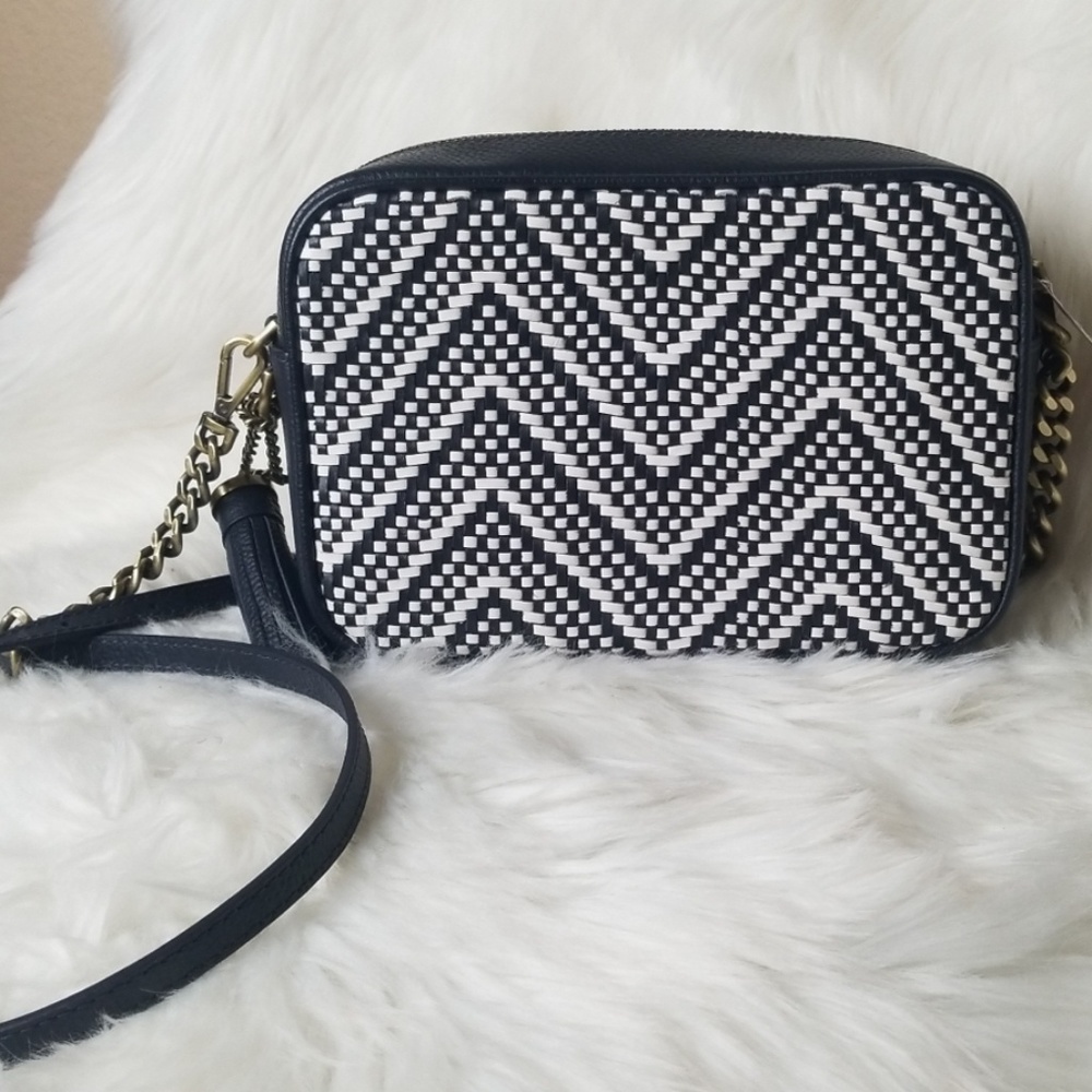 NWT MICHAEL KORS CAMERA BAG WOVEN NAVY CROSSBODY - Picture 2 of 8